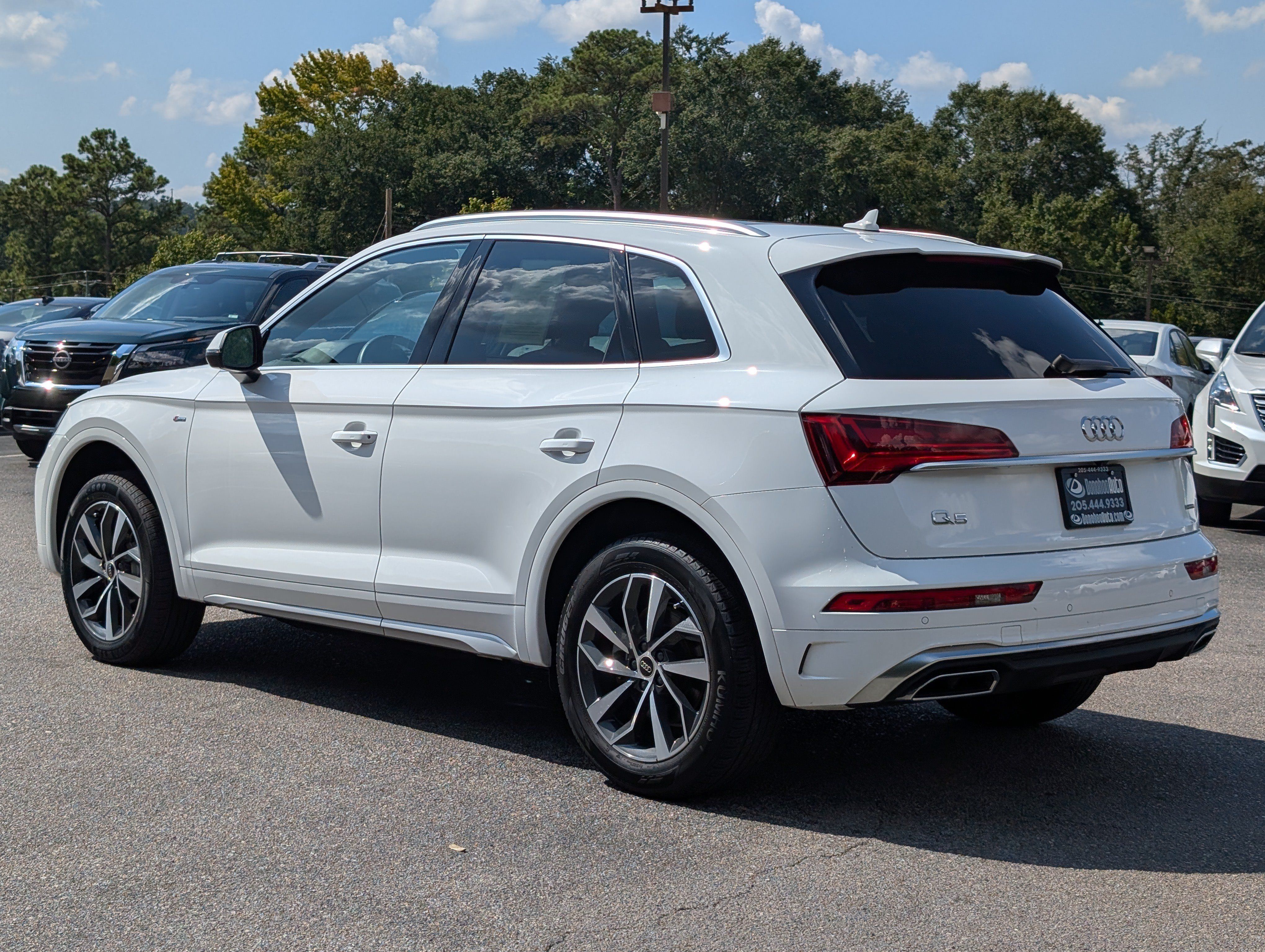 Used 2023 Audi Q5 2.0T Premium w/ Convenience Package AWD/4WD image 7