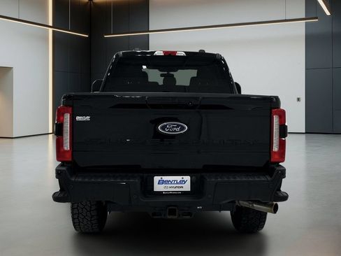 Used 2024 Ford F250 XLT w/ XLT Premium Package AWD/4WD image 5
