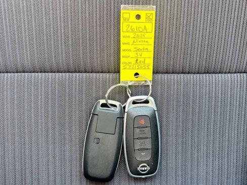 Used 2025 Nissan Sentra SV image 43
