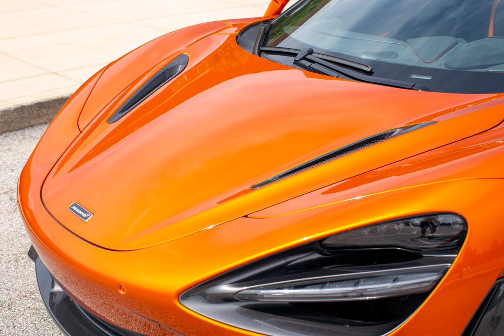 Used 2018 McLaren 720S Performance RWD image 18