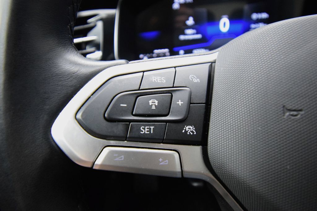 Used 2025 Volkswagen Jetta S FWD image 28