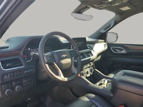 Used 2021 Chevrolet Tahoe High Country w/ Premium Package image 31