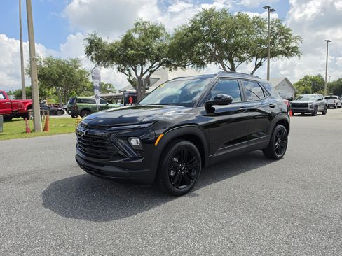 New 2026 Chevrolet TrailBlazer LT w/ Convenience Package FWD image 10