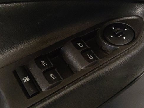 Used 2018 Ford Escape SE image 27