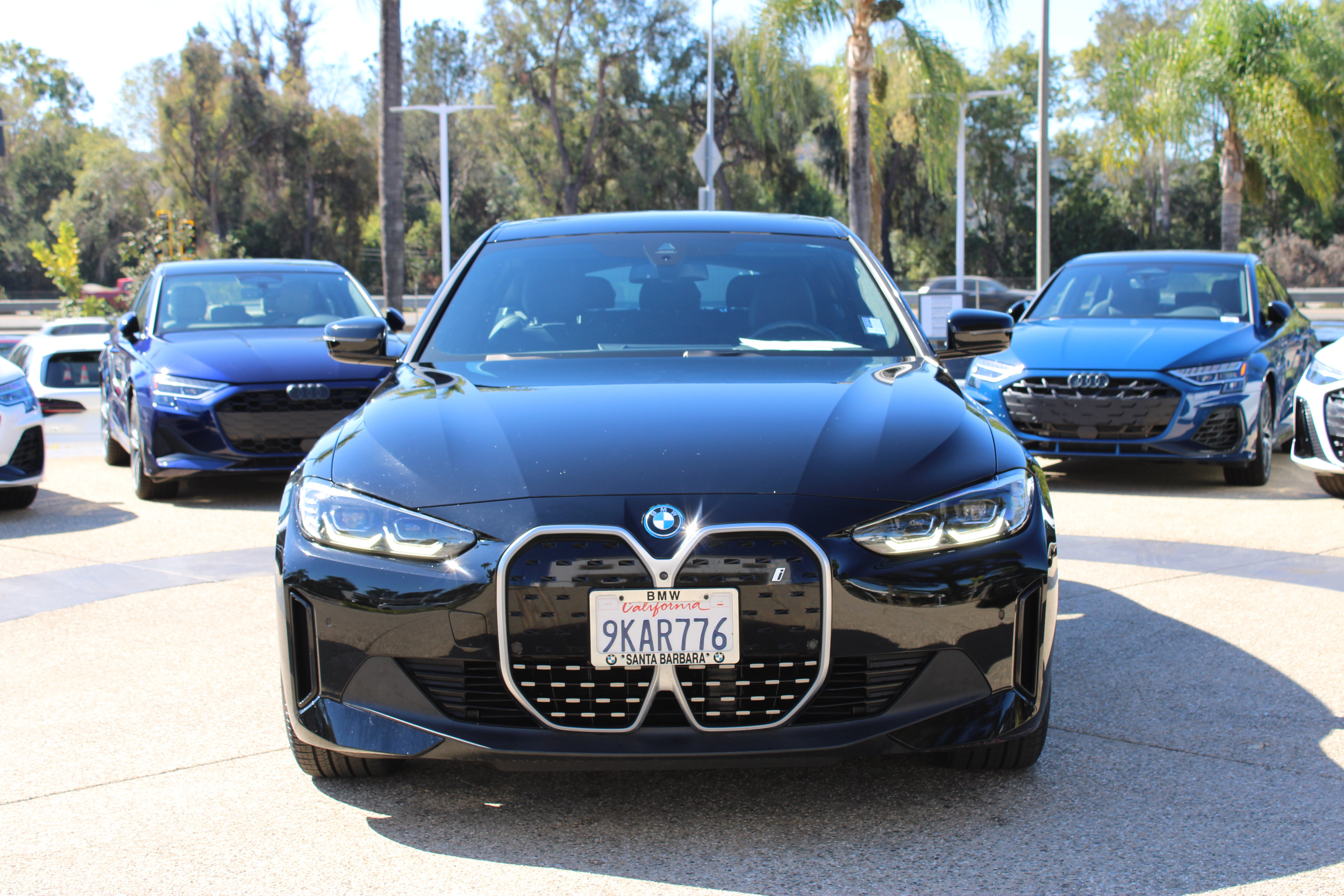 Used 2024 BMW i4 eDrive35 w/ Convenience Package RWD image 8