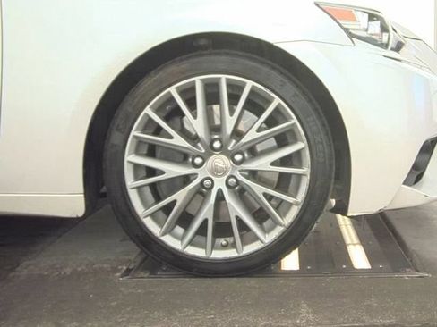 Used 2016 Lexus IS 200t w/ Navigation System Package RWD image 10