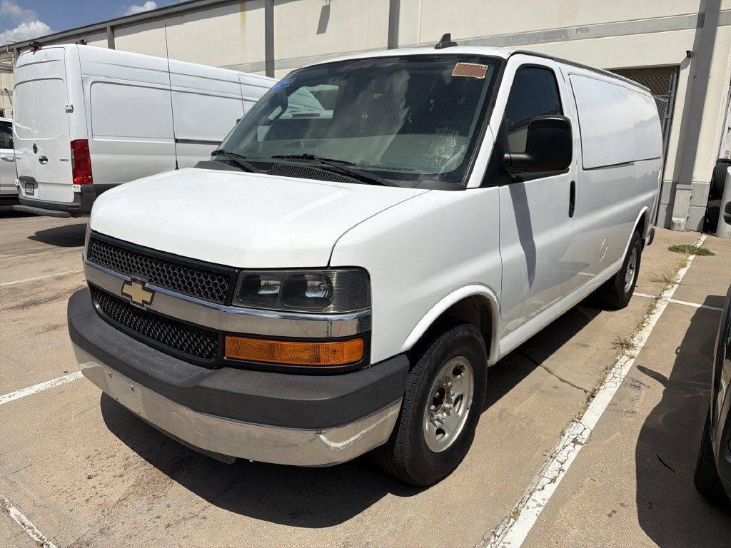 Used 2016 Chevrolet Express 2500 RWD image 1