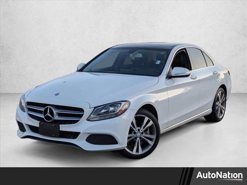 Used 2015 Mercedes-Benz C 300 4MATIC Sedan image 1