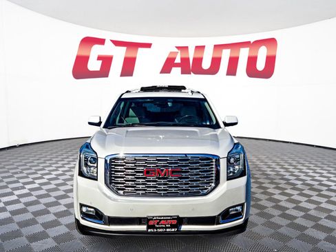 Used 2018 GMC Yukon XL Denali w/ Open Road Package image 2