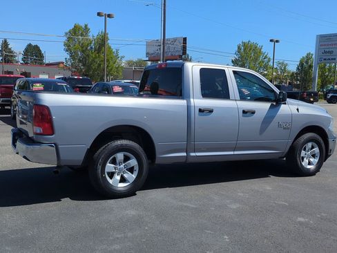 Used 2024 RAM 1500 Classic SLT AWD/4WD image 6