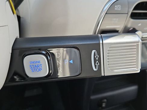 New 2026 Hyundai Palisade Calligraphy FWD image 13