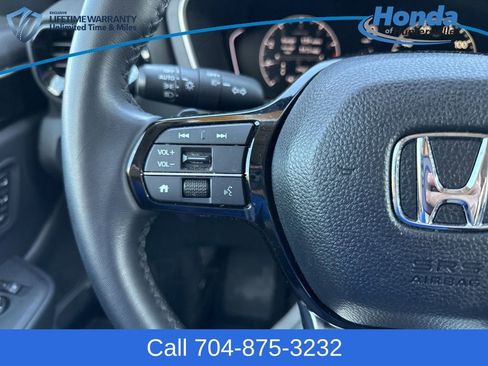 Used 2024 Honda Pilot EX-L image 25
