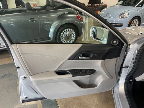 Used 2013 Honda Accord EX-L image 30