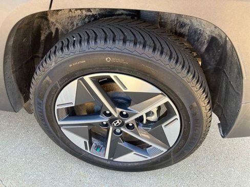 Used 2025 Hyundai Tucson SEL AWD/4WD image 29