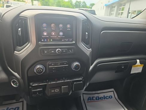 Used 2025 Chevrolet Silverado 2500 W/T w/ WT Convenience Package AWD/4WD image 22