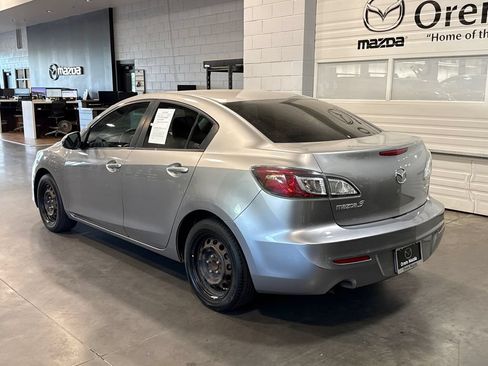 Used 2013 MAZDA MAZDA3 i Sport FWD image 18