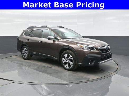 Used 2021 Subaru Outback Touring XT image 1