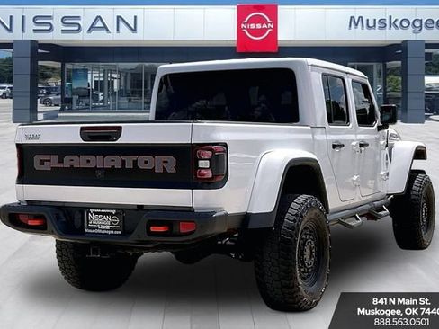 Used 2020 Jeep Gladiator Mojave AWD/4WD image 5