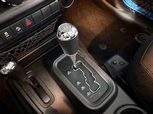 Used 2017 Jeep Wrangler Unlimited Sport w/ Connectivity Group image 16