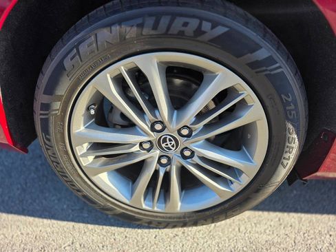 Used 2016 Toyota Camry SE image 20