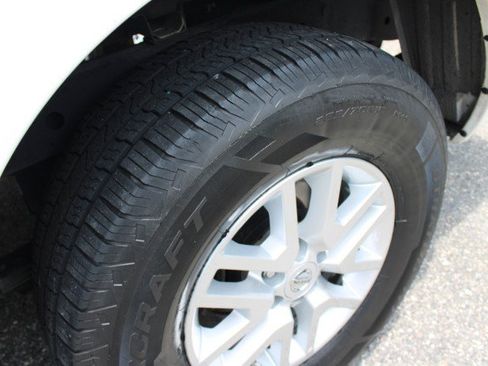 Used 2019 Nissan Frontier SV RWD image 33