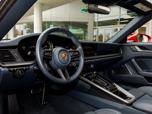 Used 2024 Porsche 911 Targa 4S image 42