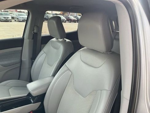 Used 2022 Jeep Compass Latitude w/ Convenience Group image 7