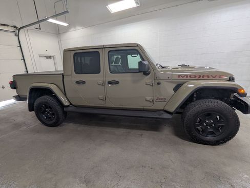 Used 2020 Jeep Gladiator Mojave AWD/4WD image 3