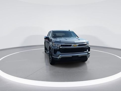 Used 2023 Chevrolet Silverado 1500 LT AWD/4WD image 3