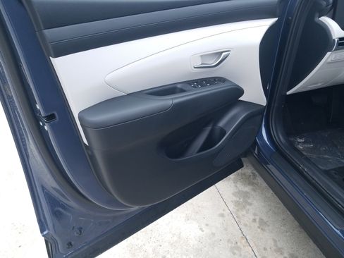 New 2026 Hyundai Tucson SEL FWD image 9