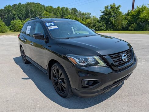 Used 2018 Nissan Pathfinder SL w/ Midnight Edition Package AWD/4WD image 2