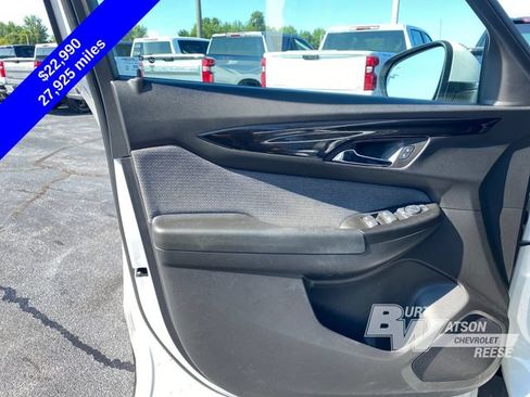 Used 2024 Chevrolet TrailBlazer LT w/ LT Cold Weather Package AWD/4WD image 15