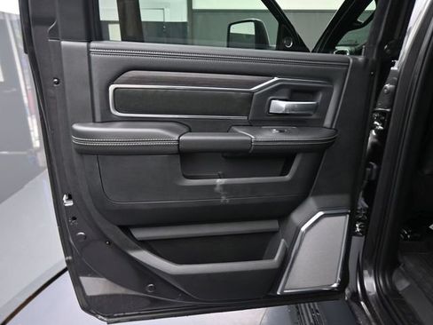 New 2026 RAM 2500 Laramie AWD/4WD image 26