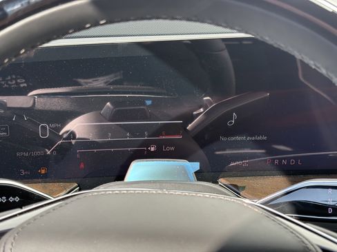 New 2026 Cadillac Escalade ESV Platinum Sport w/ LPO, ONYX Package image 17