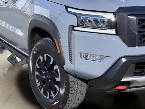 Used 2024 Nissan Frontier PRO-4X w/ Off-Road Protection Package image 46