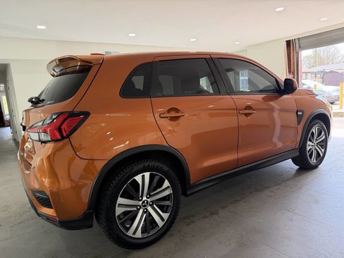 Used 2022 Mitsubishi Outlander Sport SE image 16