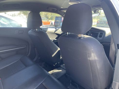 Used 2019 Dodge Charger Police w/ Street Appearance Group RWD image 8