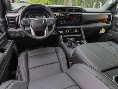 New 2026 GMC Sierra 1500 Denali w/ Denali Reserve Package AWD/4WD image 16