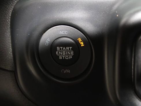 Used 2023 Jeep Wrangler Unlimited Sport AWD/4WD image 19