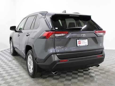 Certified 2019 Toyota RAV4 XLE w/ Convenience Package image 4