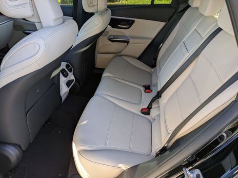 New 2026 Mercedes-Benz GLC 300 GLC 300 image 15