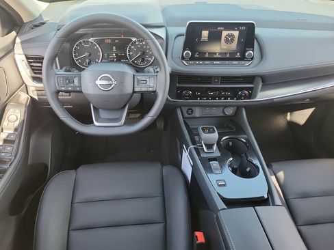 New 2026 Nissan Rogue Dark Armor FWD image 4