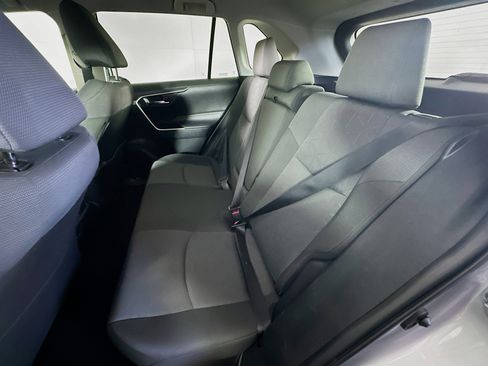 Used 2025 Toyota RAV4 XLE image 26