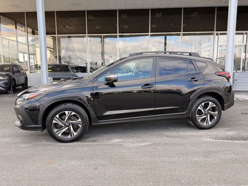 Used 2024 Subaru Crosstrek 2.0i Premium image 1