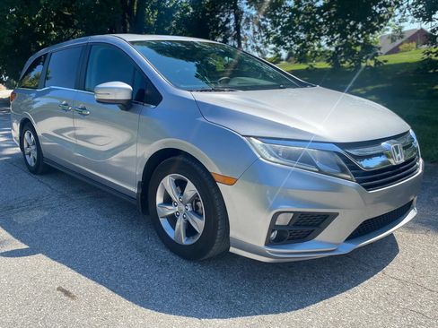 Used 2018 Honda Odyssey EX-L image 8