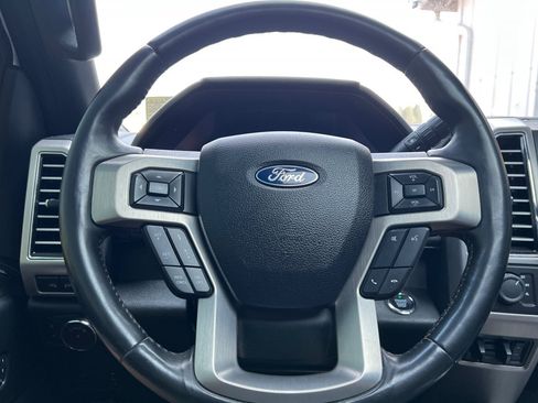 Used 2019 Ford F250 Platinum w/ Platinum Ultimate Package image 23