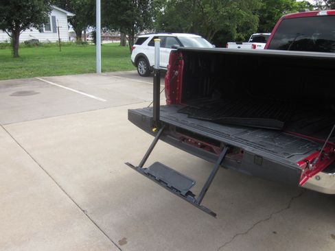 Used 2025 Ford F150 XLT w/ Equipment Group 301A Standard AWD/4WD image 10