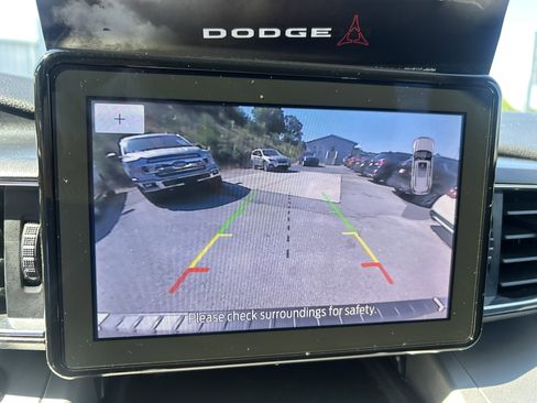 Used 2021 Ford Explorer XLT w/ Equipment Group 202A RWD image 31