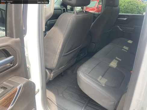 Used 2022 GMC Sierra 2500 SLE w/ SLE Value Package; AWD/4WD image 11