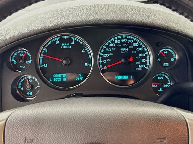 Used 2013 Chevrolet Silverado 2500 LTZ w/ LTZ Plus Package AWD/4WD image 13